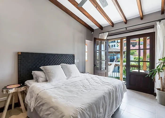 Trendy With Stunning Ocean Views And Exclusive Club Access In Catalinas Playa Danta