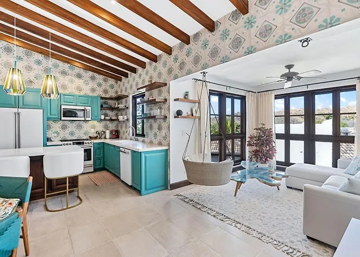 Trendy With Stunning Ocean Views And Exclusive Club Access In Catalinas Сasa de vacaciones *