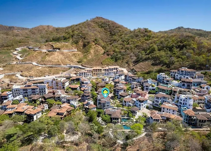 Trendy With Stunning Ocean Views And Exclusive Club Access In Catalinas Playa Danta